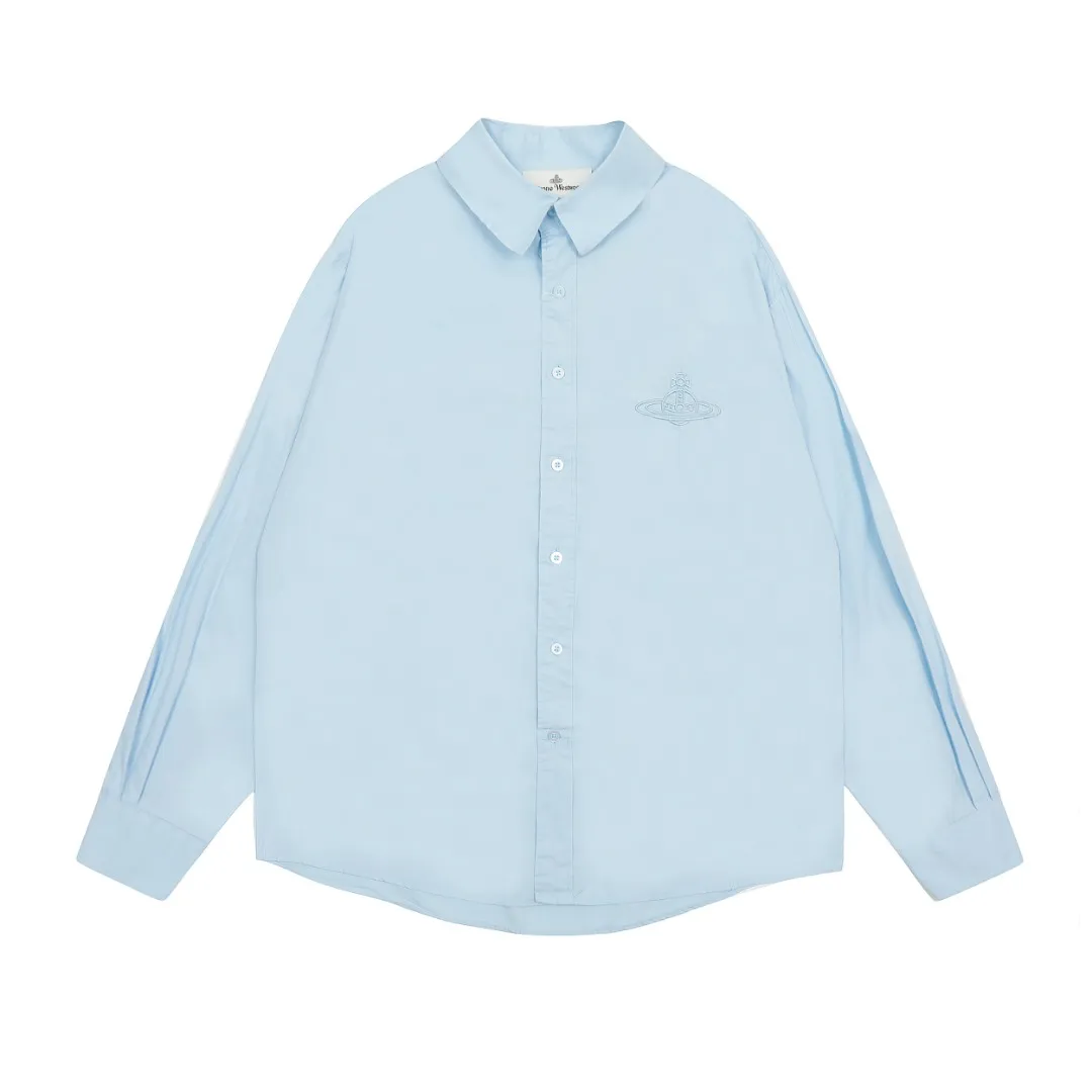 vivienne west wood The Queen Mother of the West Vivienne Heavy-duty patchwork old-style washed embroidered shirt Four seasons style Heavy-duty embroidery patch washing design on the back Very beautiful and unique Sleeve folding design with high workmanship Expanded arc design at the hem Loose and casual, slimming 5 color combinations are very versatile Correct accessories in the whole series Every detail is completely restored Straight to the full color Color: Eucalyptus green Sky blue Taro purple Pink White Size: S M L